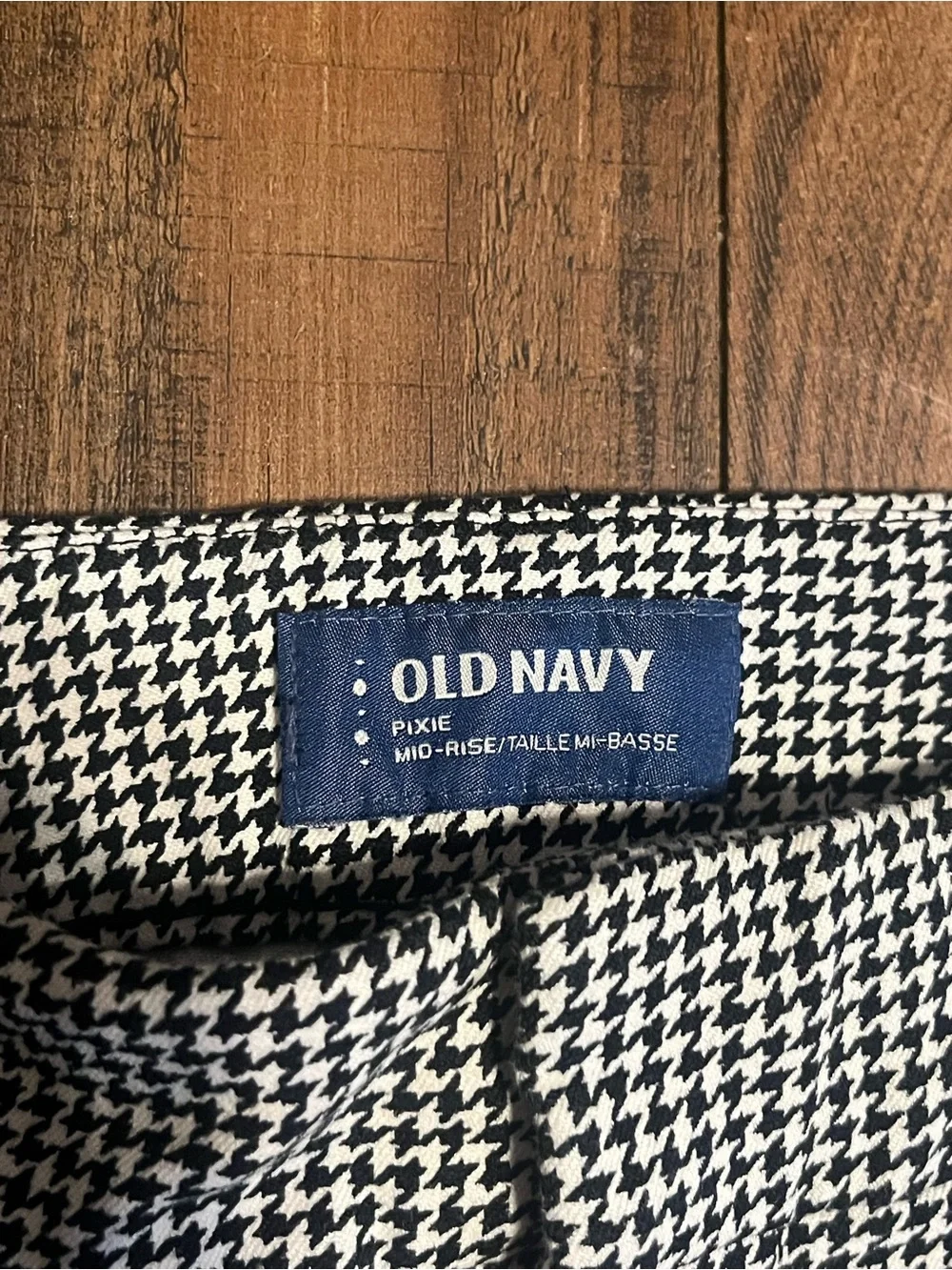 OLD NAVY Pixie Pant Bundle (3), Houndstooth, Polka Dot, Plaid - Size 10